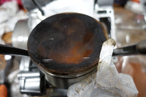 marked piston